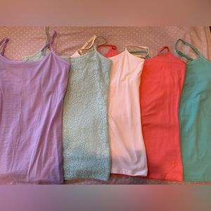 NWOT bundle of tanks tops, size medium